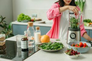 Nutrition and Wellness in Women’s Recovery